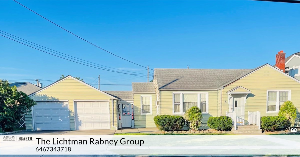 8 Fairview Ave, Secaucus, NJ 07094